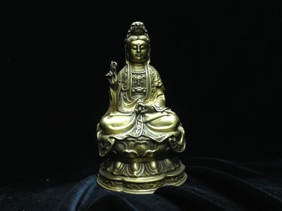 Handcrafted Bronze Kwan Yin Statue 3
