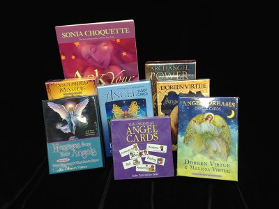 Angel Tarot & Oracle Cards: Angels, Archangels, Ascended Masters, Angel Dreams, Dorreen Virtue & more…